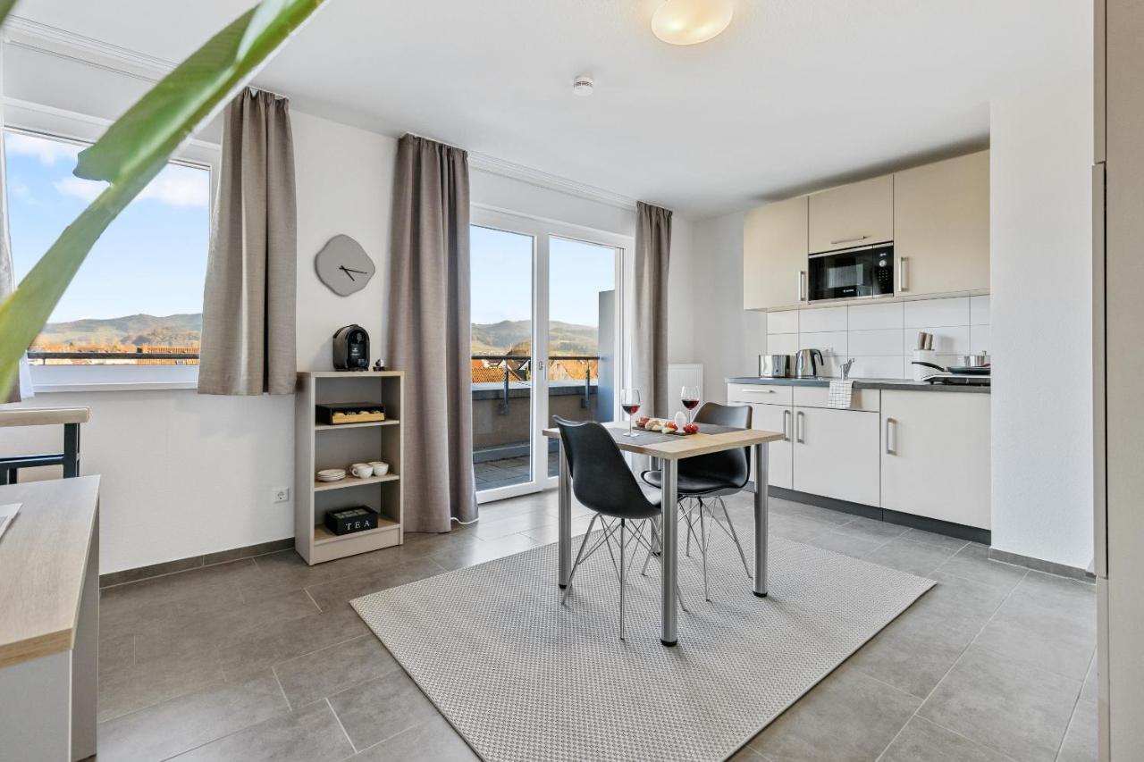 Empire Living: Denzlingen Marktplatz Exterior foto